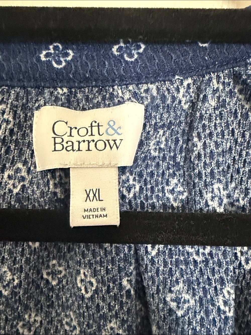croft & barrow Navy Blue Printed V-Neck Tunic Top - Picture 4 of 5